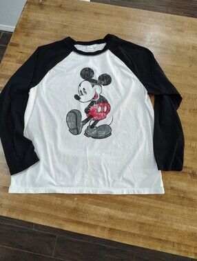 Disney Mickey & Friends Mickey Mouse Sketch Portrait Raglan Baseball Tee UNISEX